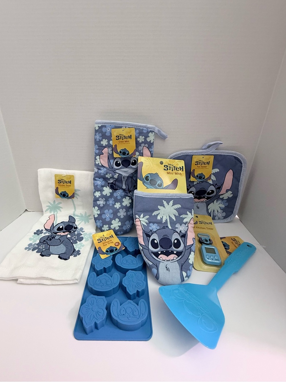 Disney Stitch Kitchen Set Timer Spatula Ice Mold Towel Oven Mitt Pot Holder NWT